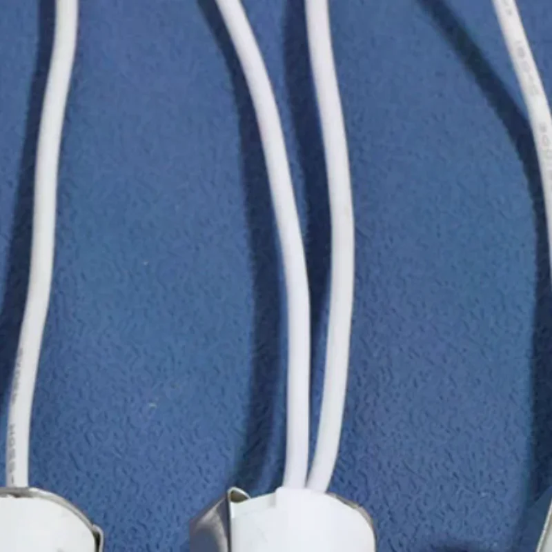 

3Pcs MR16 GU5.3 G5.3 Socket MR16 Socket Lamp Holder With Bracket LED Halogen Gu5.3 Light Socket White 10cm Silicone Cable