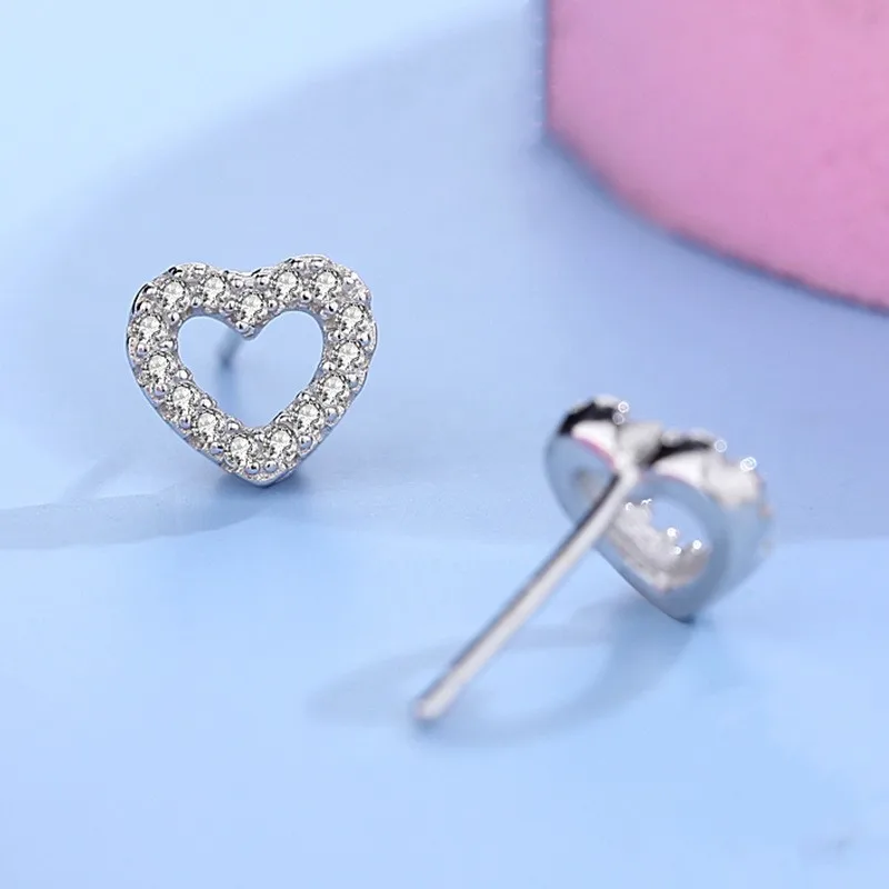 

Exquisite Jewelry S925 Silver Love Hollow Heart-Shaped Earrings Girls Korean Sweet Diamond Studs
