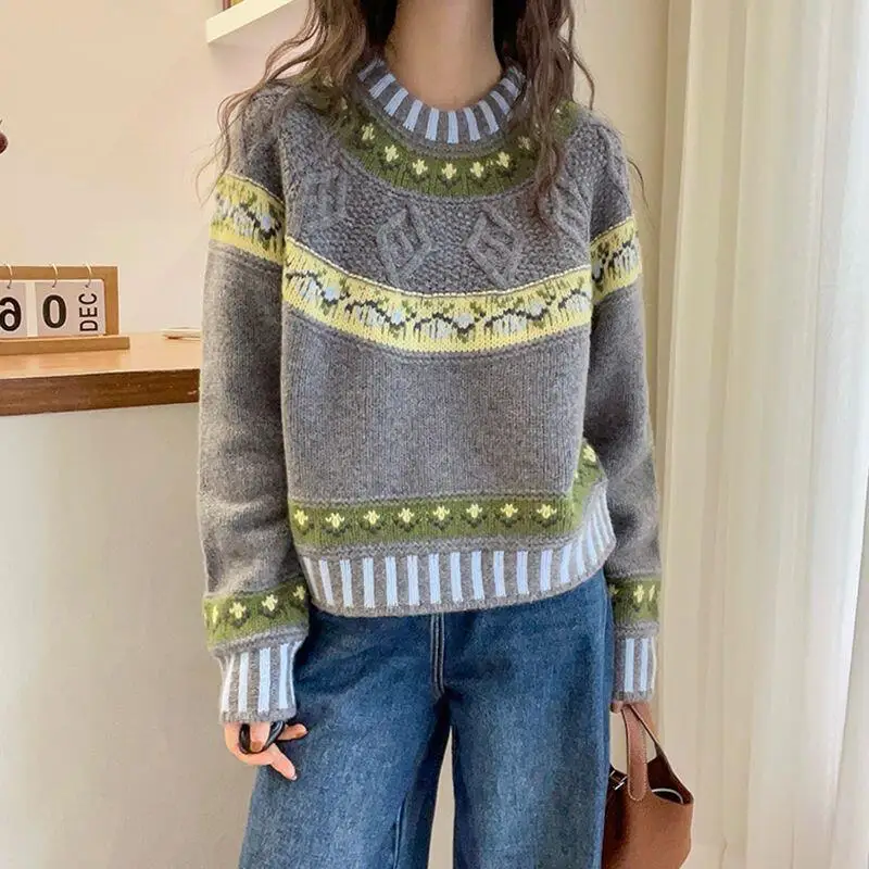 

Свитер Трикотаж Женский вязаный свитер Зимняя новая мода Свободный пуловер с круглым вырезом Топы с длинными рукавами для женщин Теплый свитер с круглым вырезом