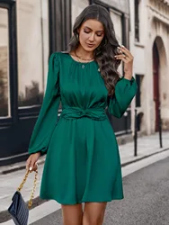 New Comfortable Casual Women Dresses 2023 Elegant Round Neck Fitted Autumn And Winter Mini Dress Green Waist Pleated Party Dress