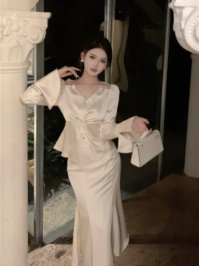 

Sweet Hot Girl Elegant Suit Women's Autumn Flare Sleeve Shirt High Waist Mermaid Skirt Two-piece Set Fashion Female Clothes