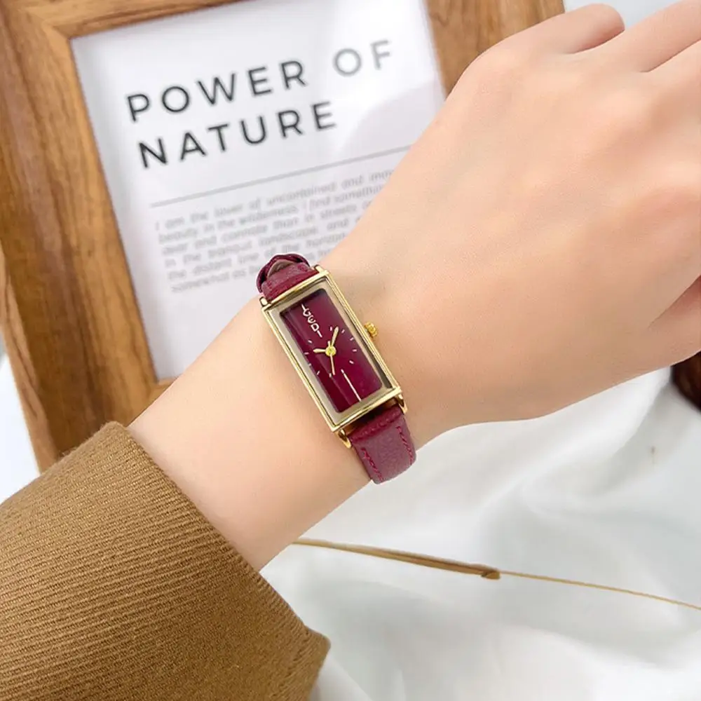 montre-pour-femme-elegante-rouge-mode-haut-de-gamme-temperament-blanc-montre-carree-de-luxe-pour-femme-cadeau-montre-pour-femme-nouveaute