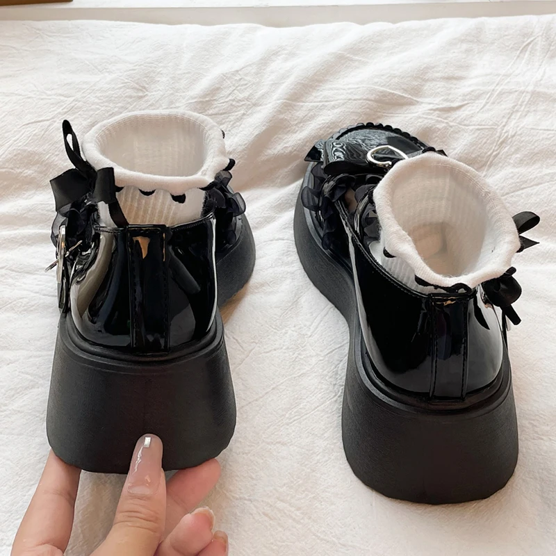 Rimocy – chaussures à semelle épaisse Mary Jane pour femmes, escarpins en cuir verni et dentelle avec bride de cheville, chaussures Lolita blanches