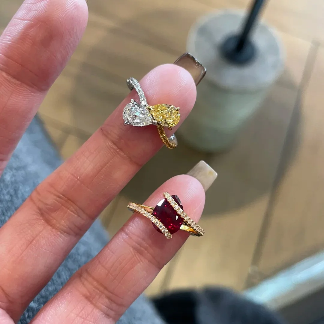 

Light luxury inlay diamonds dual tone water droplet ruby rings for women exquisite yellow and white ring unique jewelry gifts