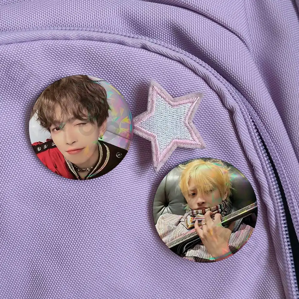 A-Ateez Hongjoong Pins 58mm Cute Cartoon Badge Handmade Brooches for Backpack Accessories Jewelry Gifts