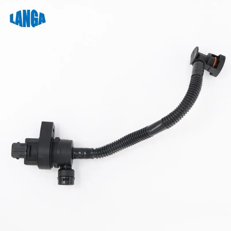 

13907537113 for BMW 5 series E60 E61 E70 550i 650i 750i 750Li N62N Fuel Tank Breather Valve with Breather Line