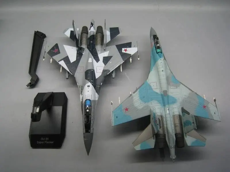 

Russia Fulcrum MIG-35 SU-35 SU-27 aircraft airplane fighter models 1/100 Scale children toys for display show collections