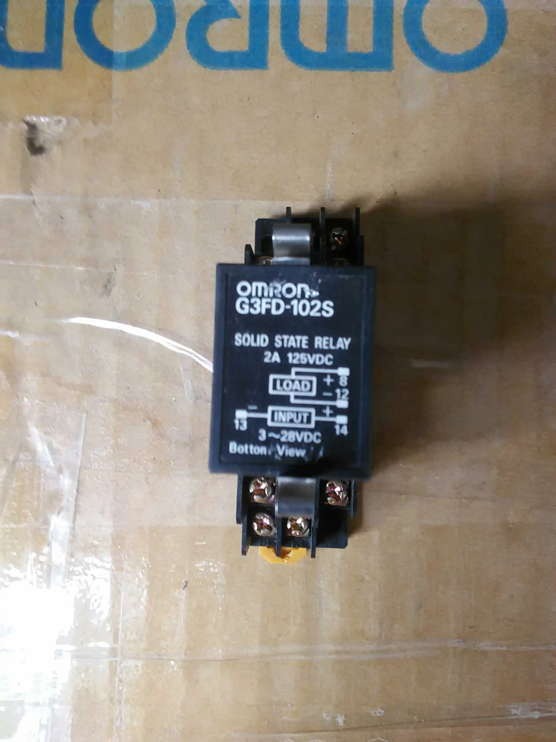 

G3FD-102S 3-28VDC 10PCS