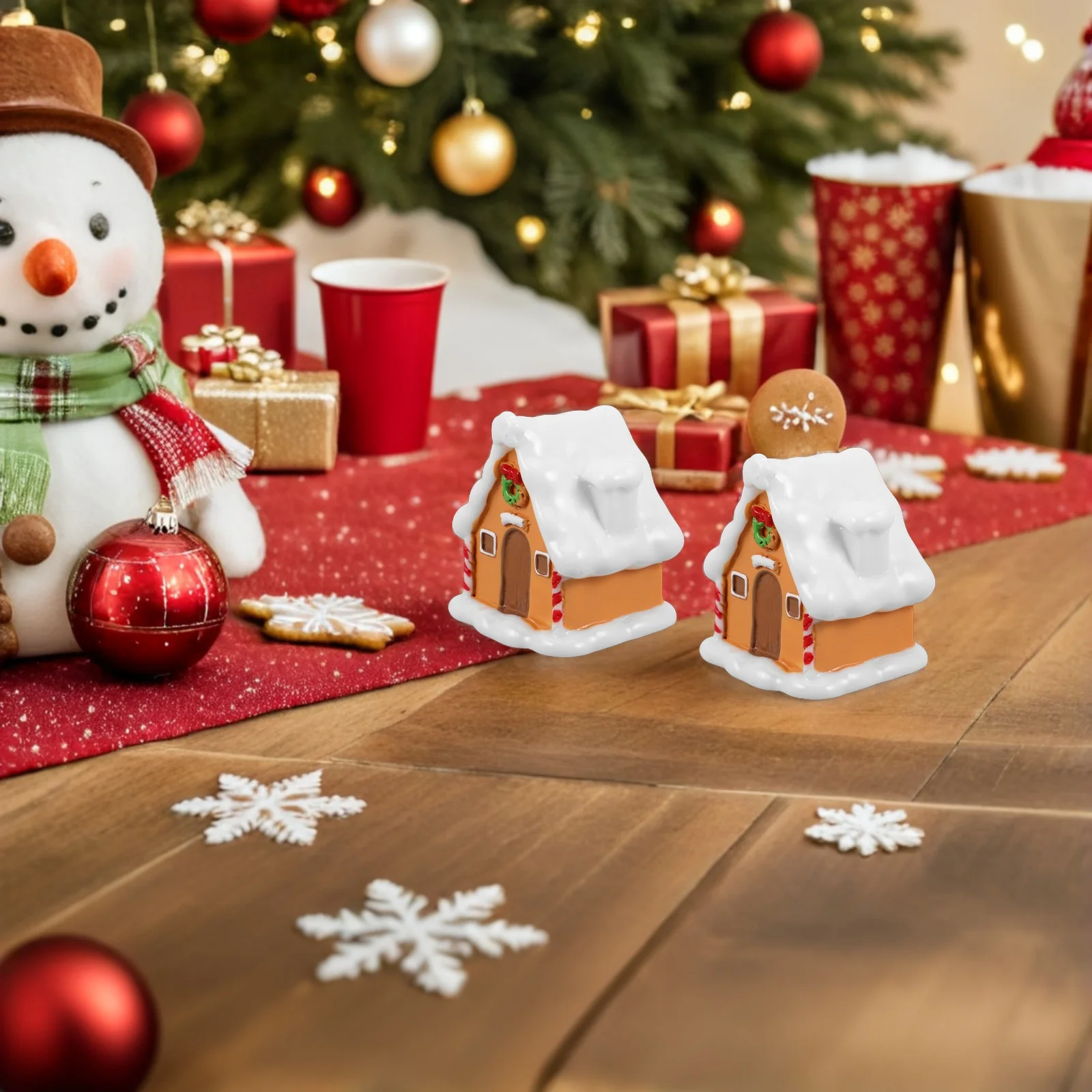 

6 pcs Christmas Moss Micro Landscape Mini Resin Snow Village Houses For Holiday Tabletop Decoration Xmas Party Supplies Tiny