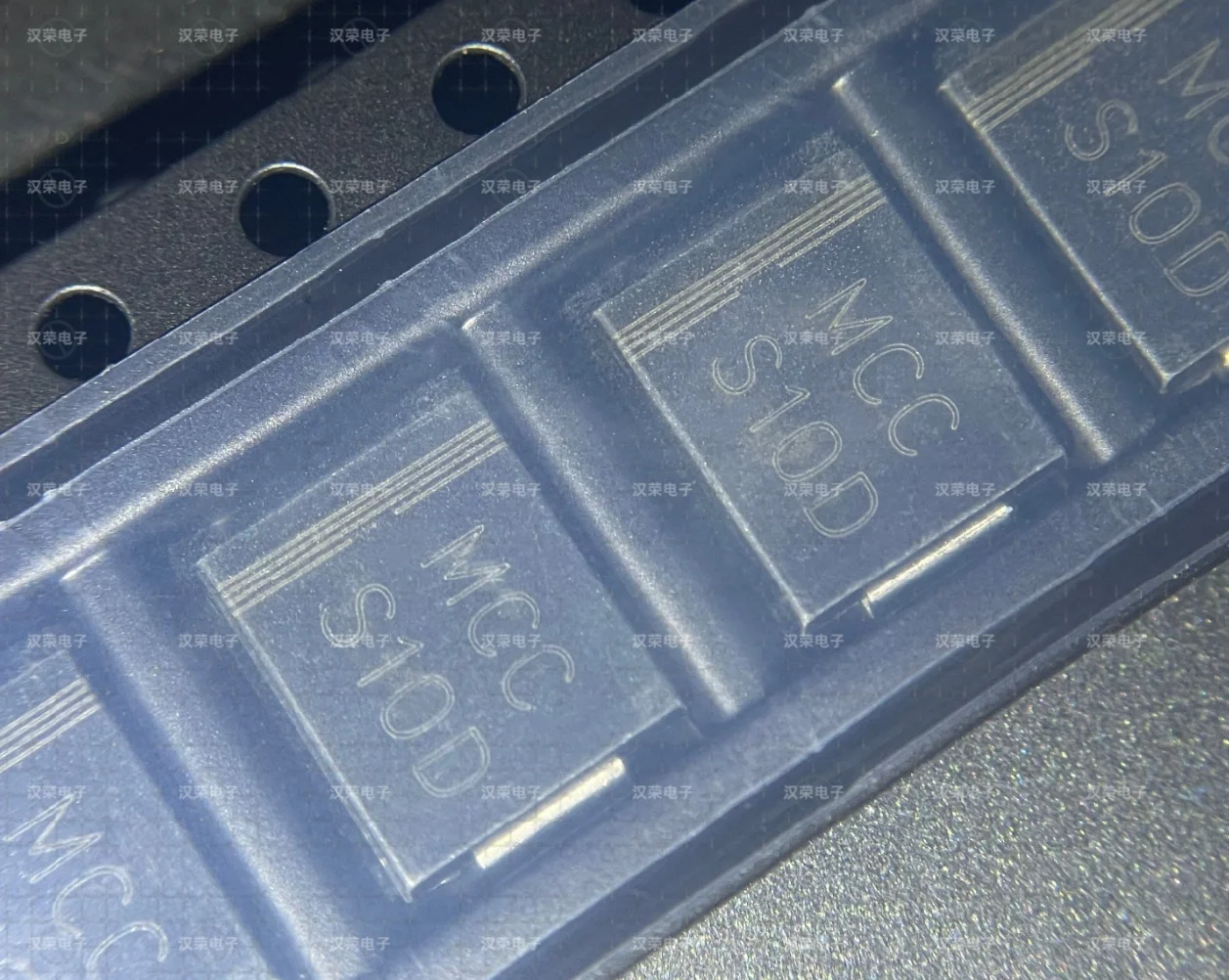 S10D-TP 실크스크린 S10D 정류 다이오드 10A/200V DO-214AB SMC 새 제품 및 정품 재고 있음