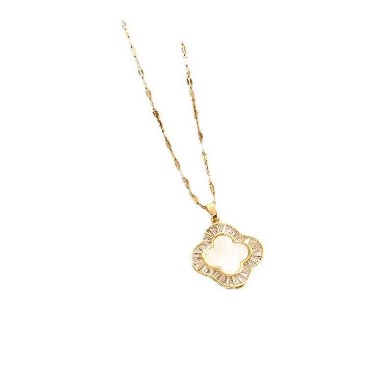

A fashionable and simple Korean-style necklace, a lucky four-leaf clover zircon mother-of-pearl necklace