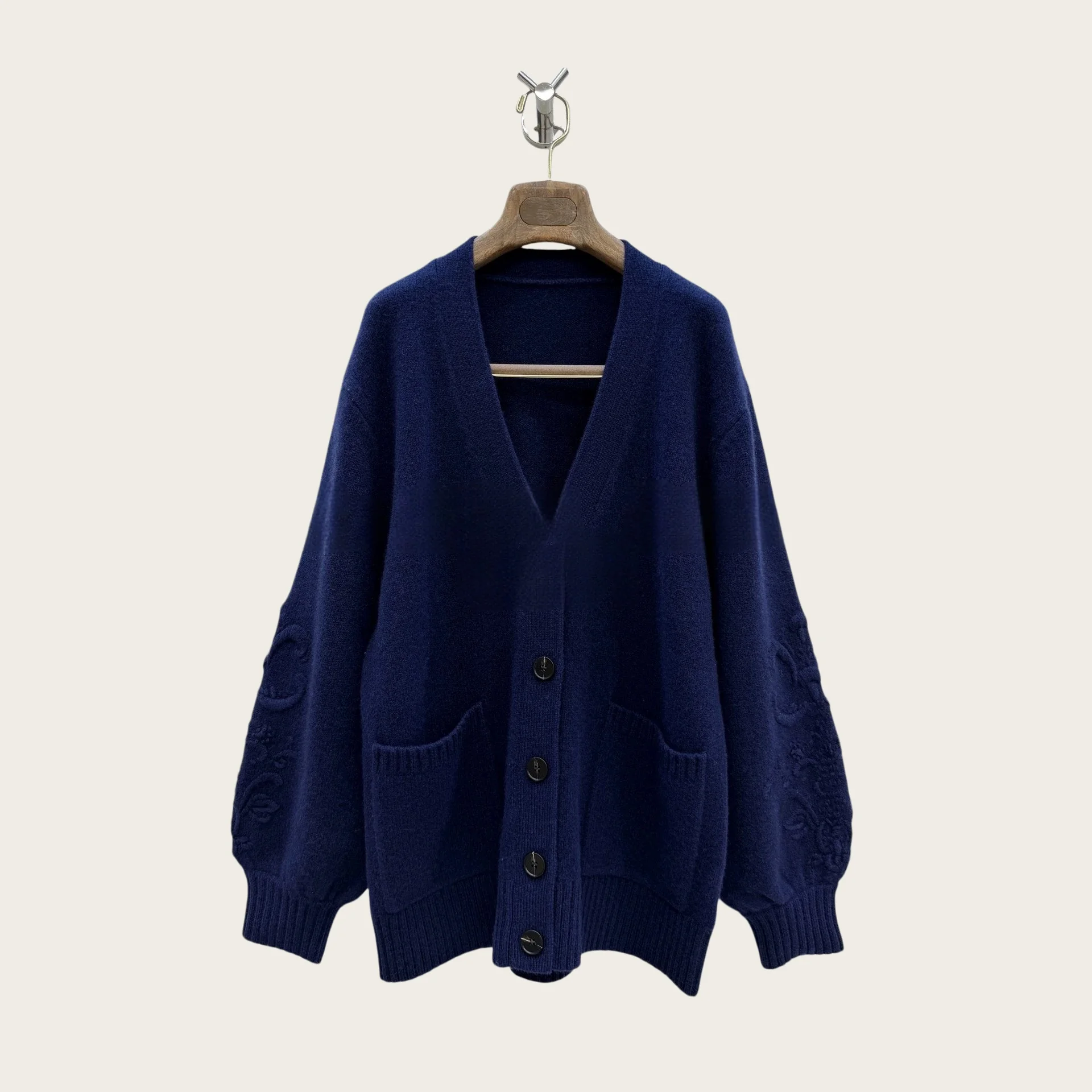 Women's New Luxury Embroidered Cashmere V‑Neck Loose Knit Cardigan With Pockets
