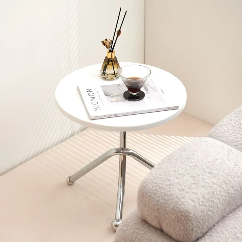 ii-High Living Room Side Table Round Metal Minimalist Balcony Modern Luxury Coffee Tables Mobile Lounge Suite Furniture
