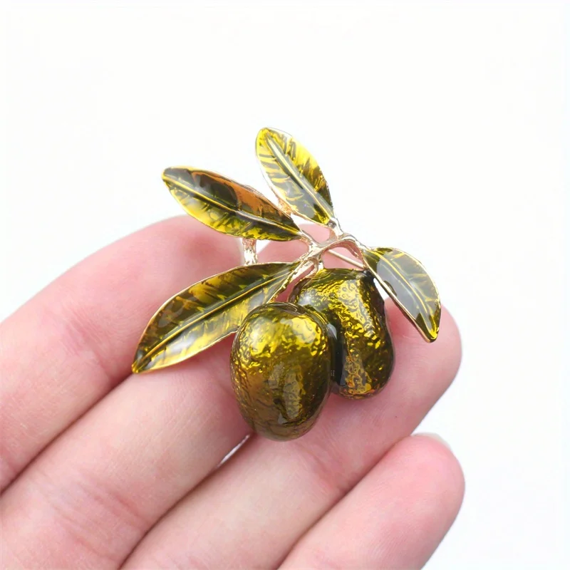 Vintage Fruit Enamel Corsage Green Plum Pin Drop Oil Brooch Dress Gift for Both Men and Women