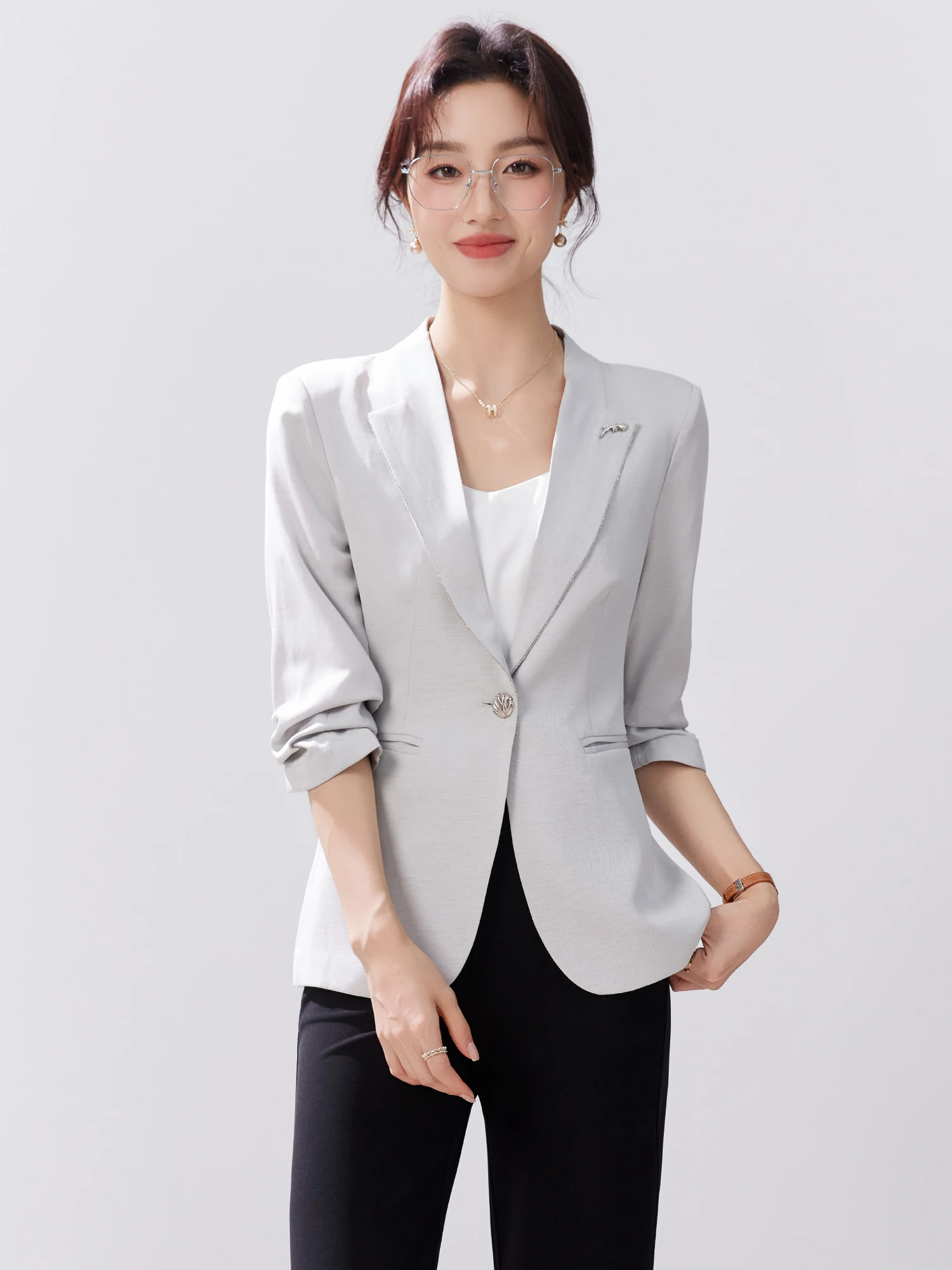Chic Light Grey 3/4 Sleeve Suit Jacket Women's Business Casual Slim Fit Commute Ready mid Sleeve Western Style Summer New