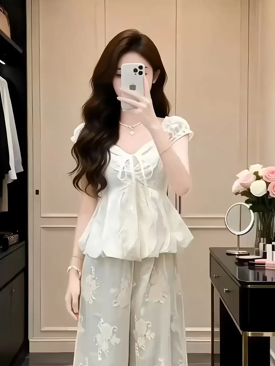 

French Style Lace Shirt Women's Sweet Youthful Spring Summer Short Sleeve V-neck Tie-dye Slimming Fashion Citywalk Top