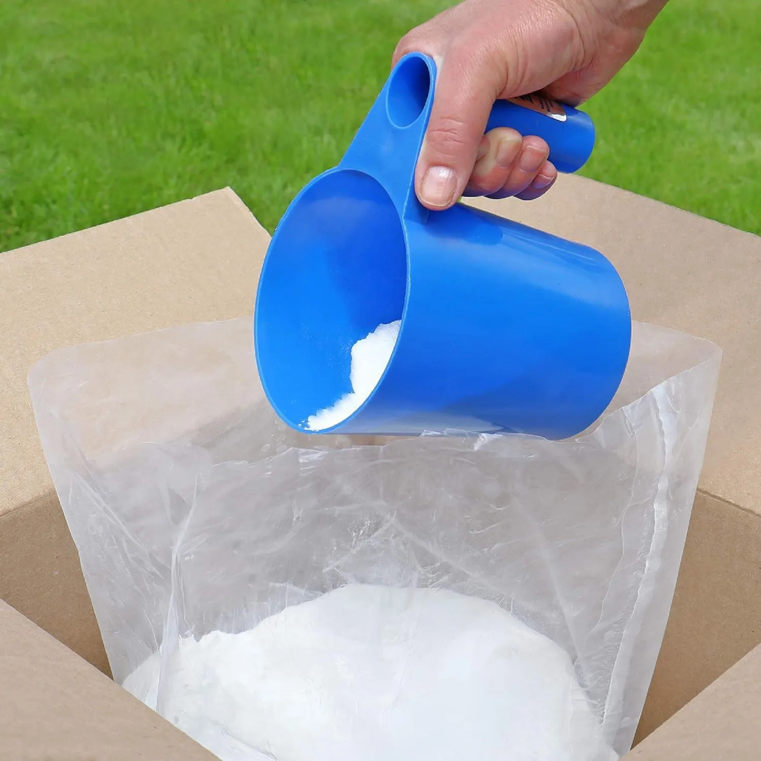 Pool Dosing Bucket and Spoon Chemistry Supplies Mixing Dosing Tools For Swimming Pool SPA Hot Tub Chemical Feeder