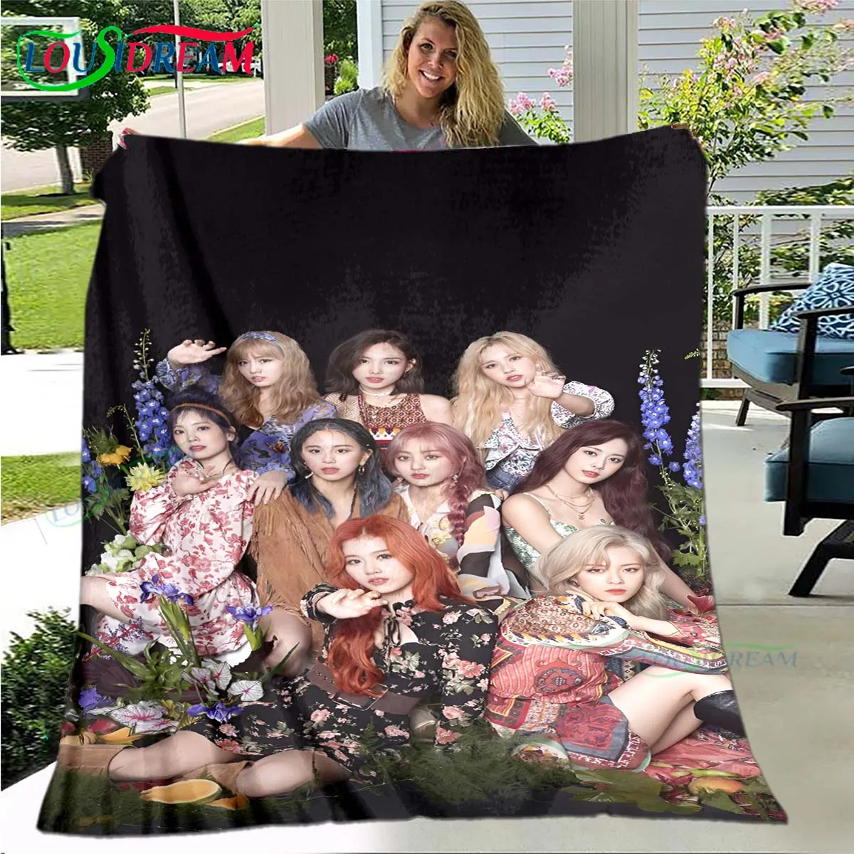 

Girl Group W-Twice-Kpop Four Seasons Blanket Sofa Cover Travel Bed Plush Blanket Travel Office Break Blanket Birthday Gift