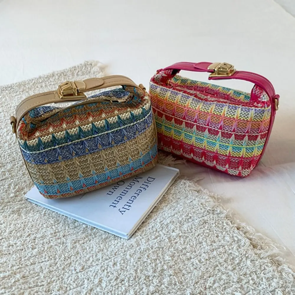 Borsa a mano in tessuto stile etnico casual Borsa a tracolla in paglia alla moda per il tempo libero Borsa a tracolla quadrata da donna in pelle PU per ragazze
