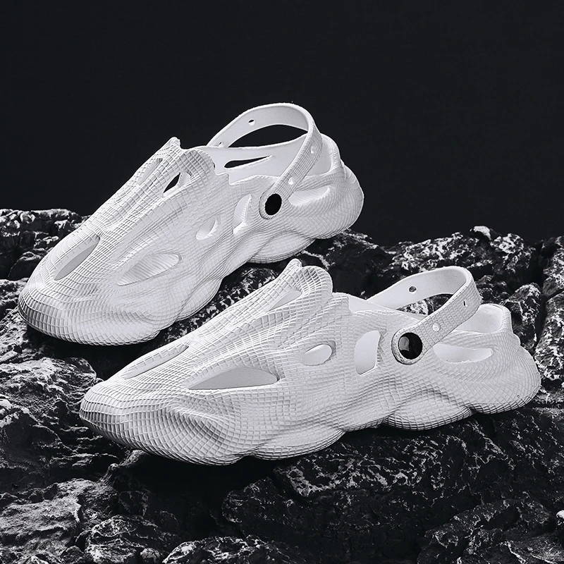 Fashionable and Trendy Men's Style Crocodile Hole Shoes, Breathable and Durable lightweight Casual Home Slippers, Outdoor Sports