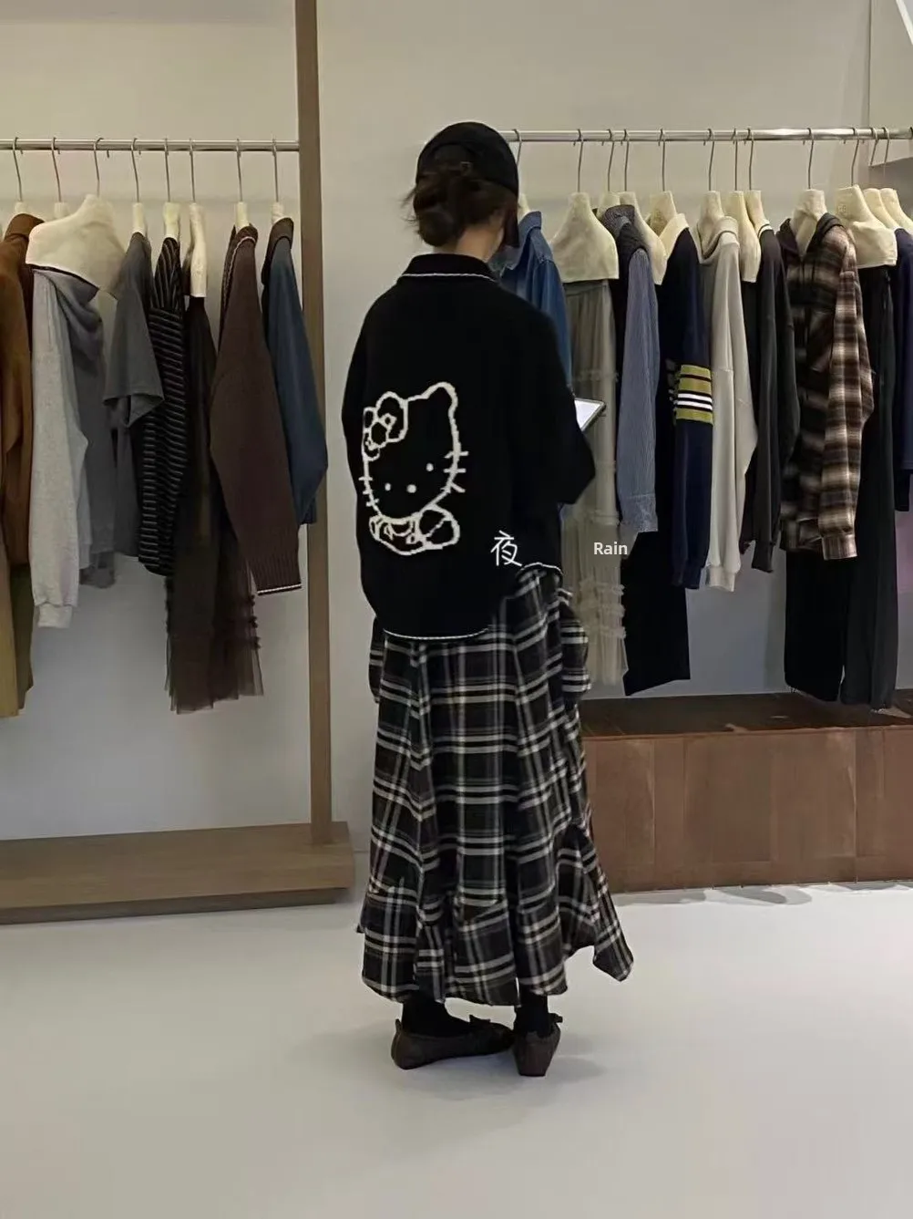 

Корейский костюм для отдыха Sle V-Ne, свободный на ощупь, маленький размер, черный открытый кардиган, верхняя одежда с мультяшной вышивкой для женщин