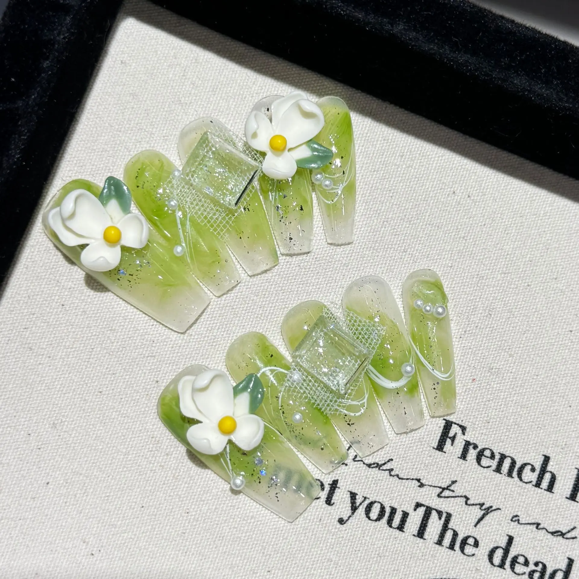 

10pcs Pure Hand-Pressed Ultra-Long Coffin Nail Art, Nice Fake Nail, Green Elf Butterfly Flower Diamond light luxury, Good Choice