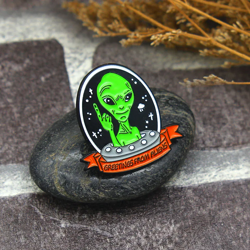 Enamel Pins UFO spaceship Planet Green Alien Brooches Space Universe Cosmic Life Badges Jewelry Wholesale GREETINGS FROM ALIENS