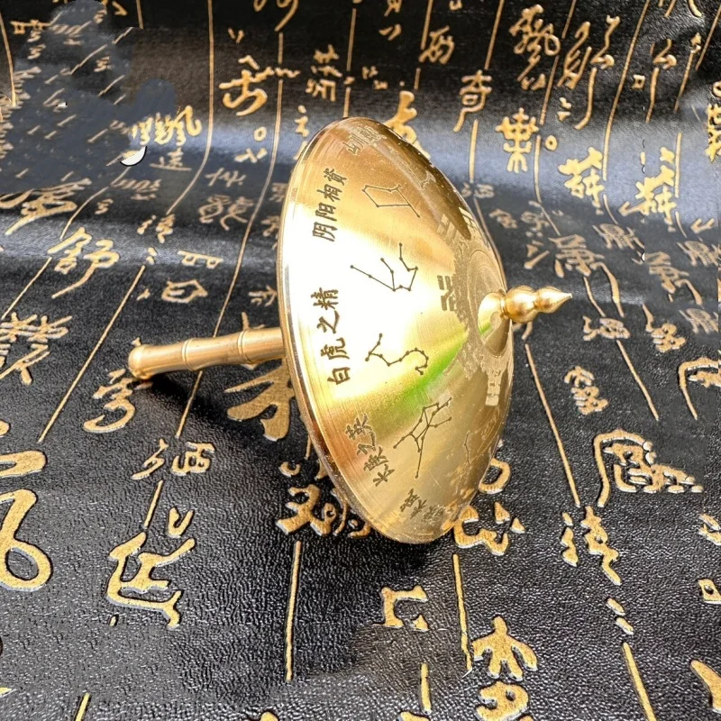 Taoistische Artikel aus Messing: Yin-Yang Tai-Chi Acht Diagramme Regenschirme, Faqi-Ornamente, Feng Shui Glücksbringer-Dekorationen