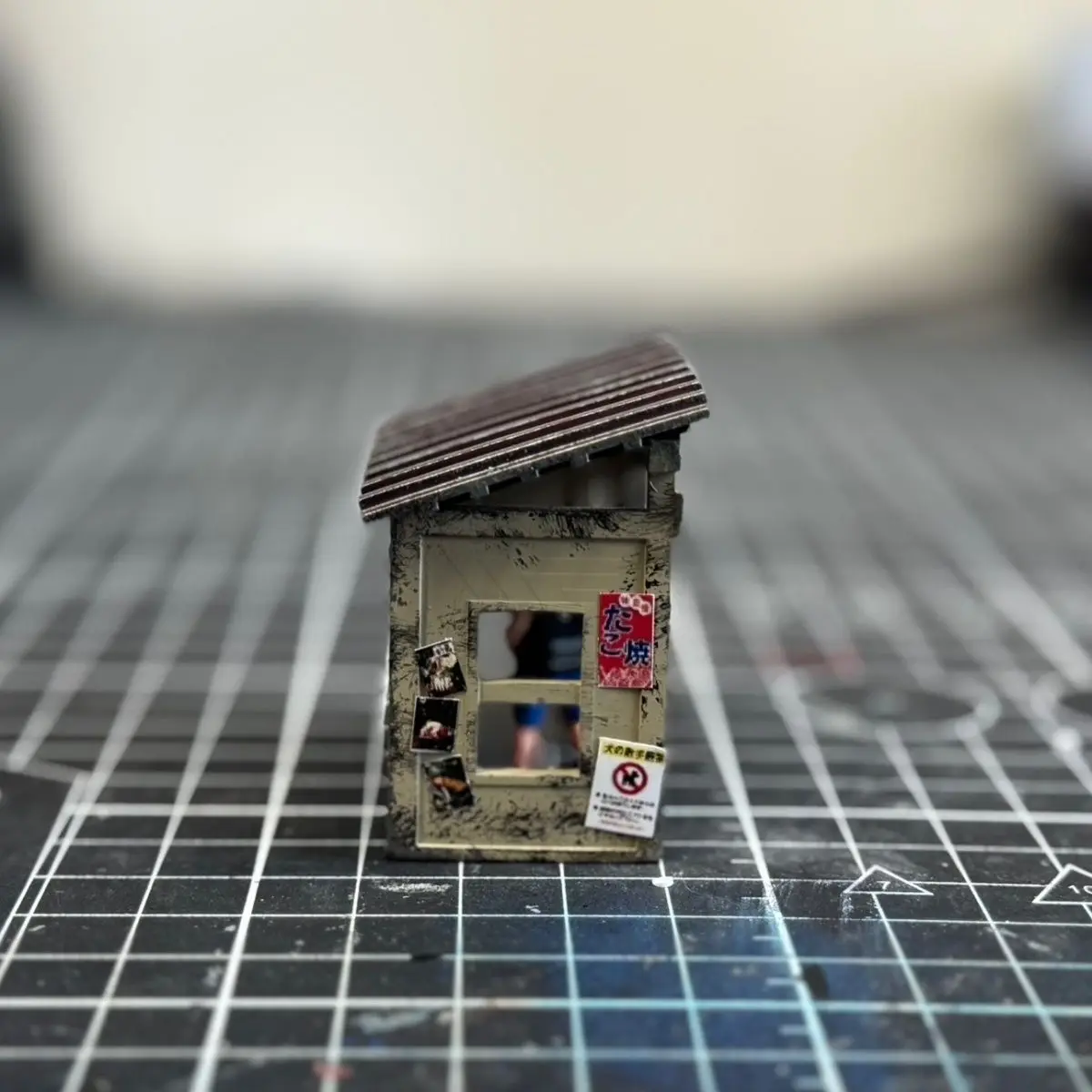 Modelo de diorama de cena de casa em miniatura vintage estilo japonês em escala 1/64