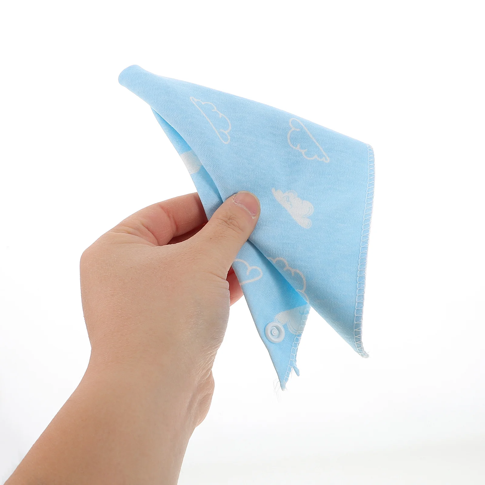 Рисунок 6 - детские нагрудники-банданы