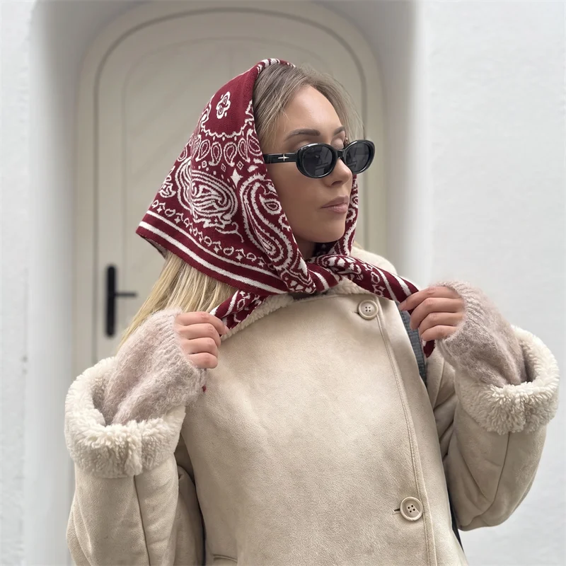 Womens Cashmere Blend Triangle Scarf Paisley Print Soft Knit Multi Wear Headscarf Neck Wrap Bandana Fashion Daily Outfit