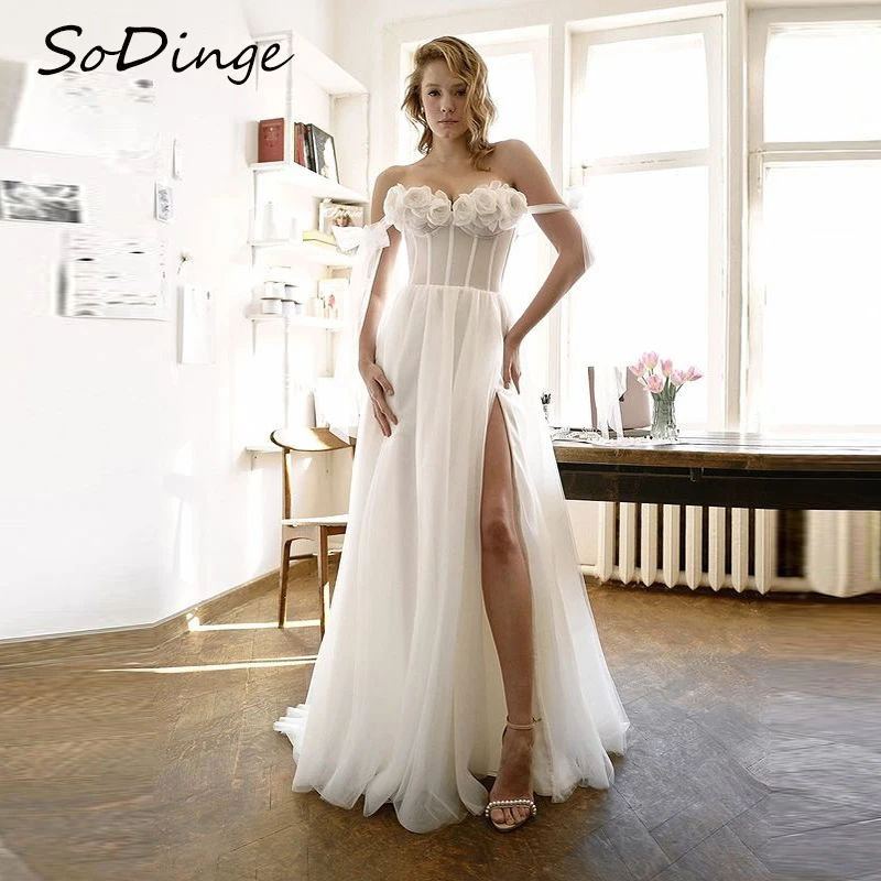 SoDigne A-line 3D Fiore Tulle Abiti da sposa Spalle scoperte Abito da sposa senza maniche Abito da sposa con lacci sul retro diviso Personalizzato