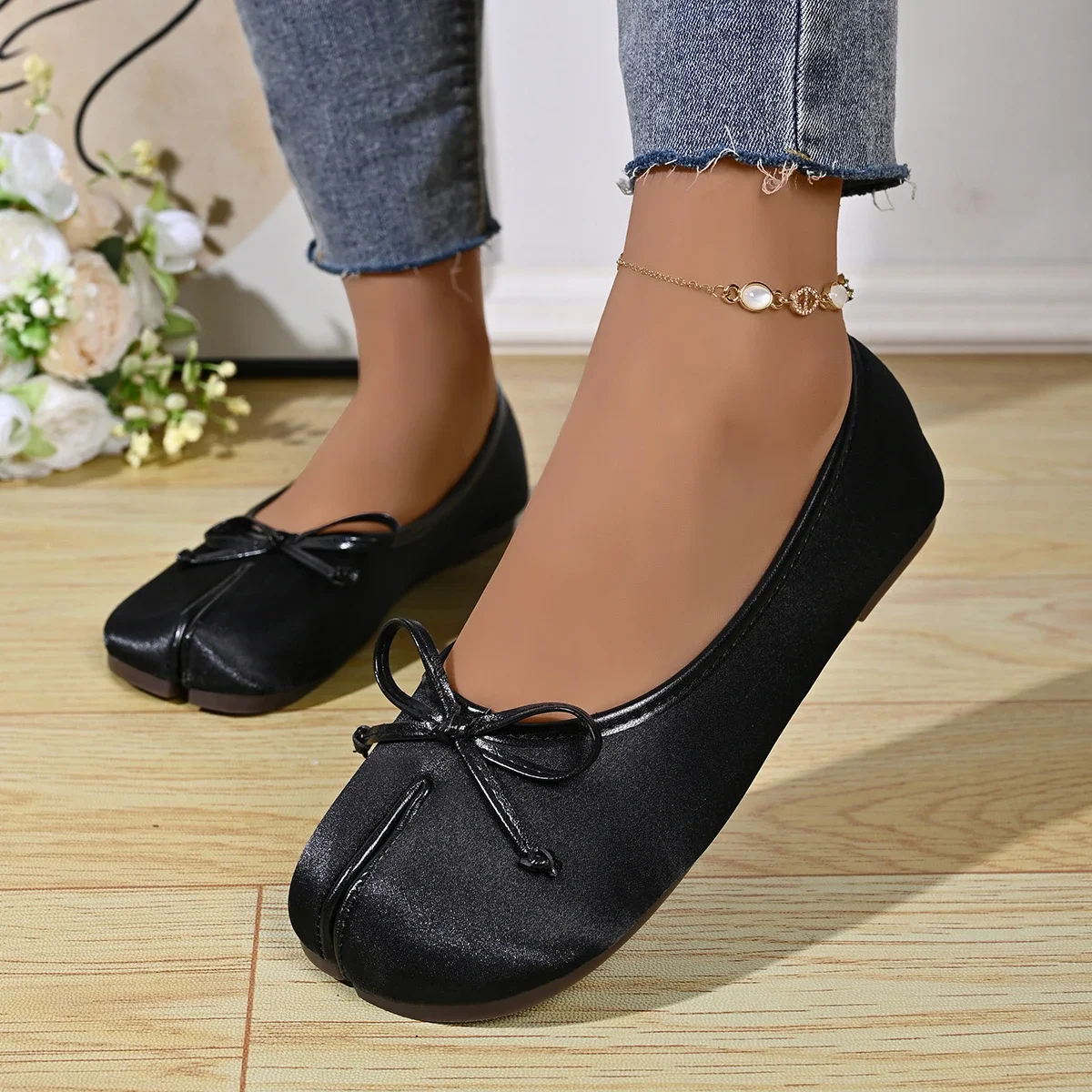 Weiche Ballerinas mit geteilter Zehenpartie für Damen, mit Schleife, aus Leder, runde Zehenpartie, Ballerinaschuhe mit niedrigem Absatz, Slip-on-Loafer, lässig, 2026 – Detail 3