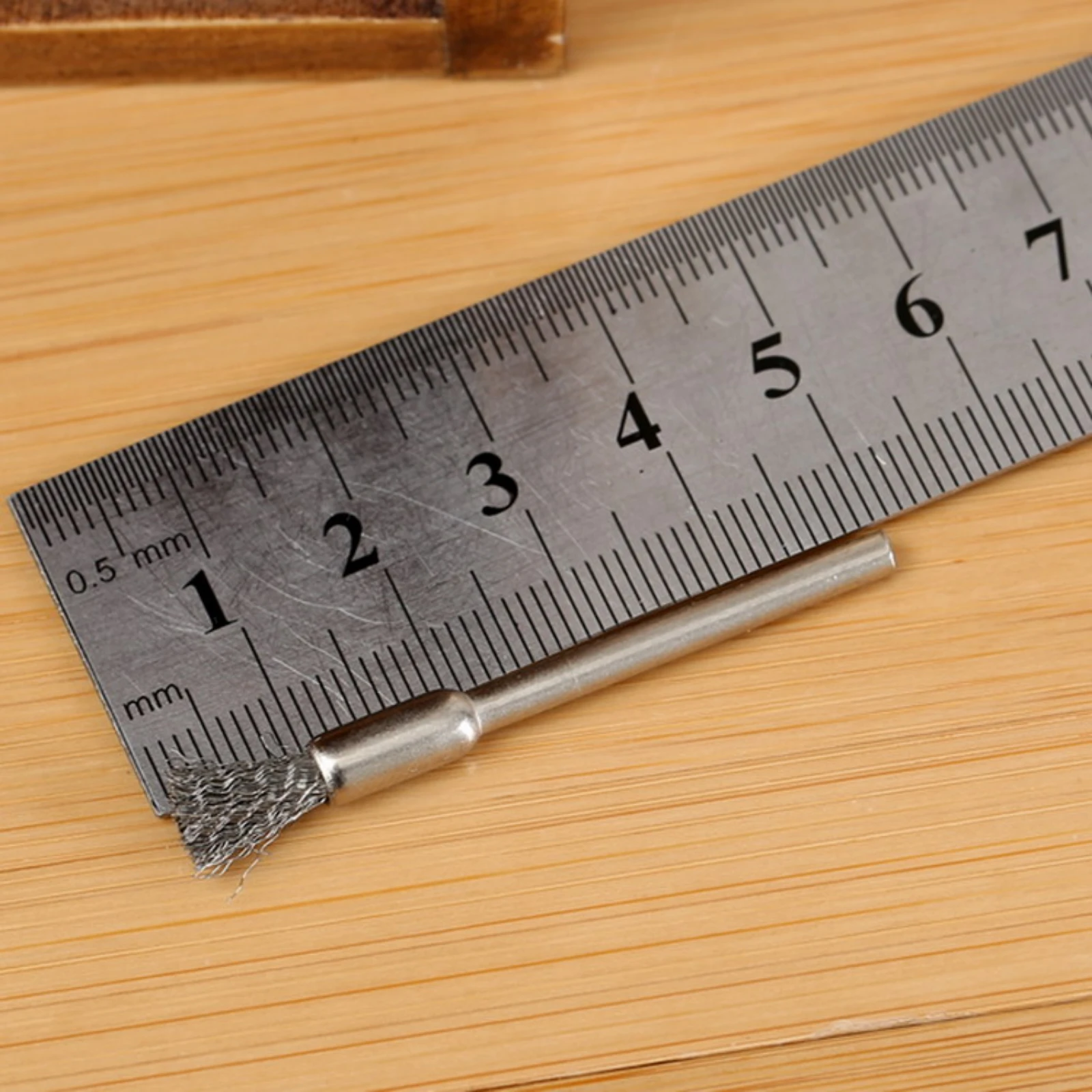 5x สแตนเลสสตีลลวดแปรงล้อขัดแปรง5มม.สำหรับ Dremel โรตารี่เครื่องมือแปรงขัด Dremel อุปกรณ์เสริมสำหรับเจาะ