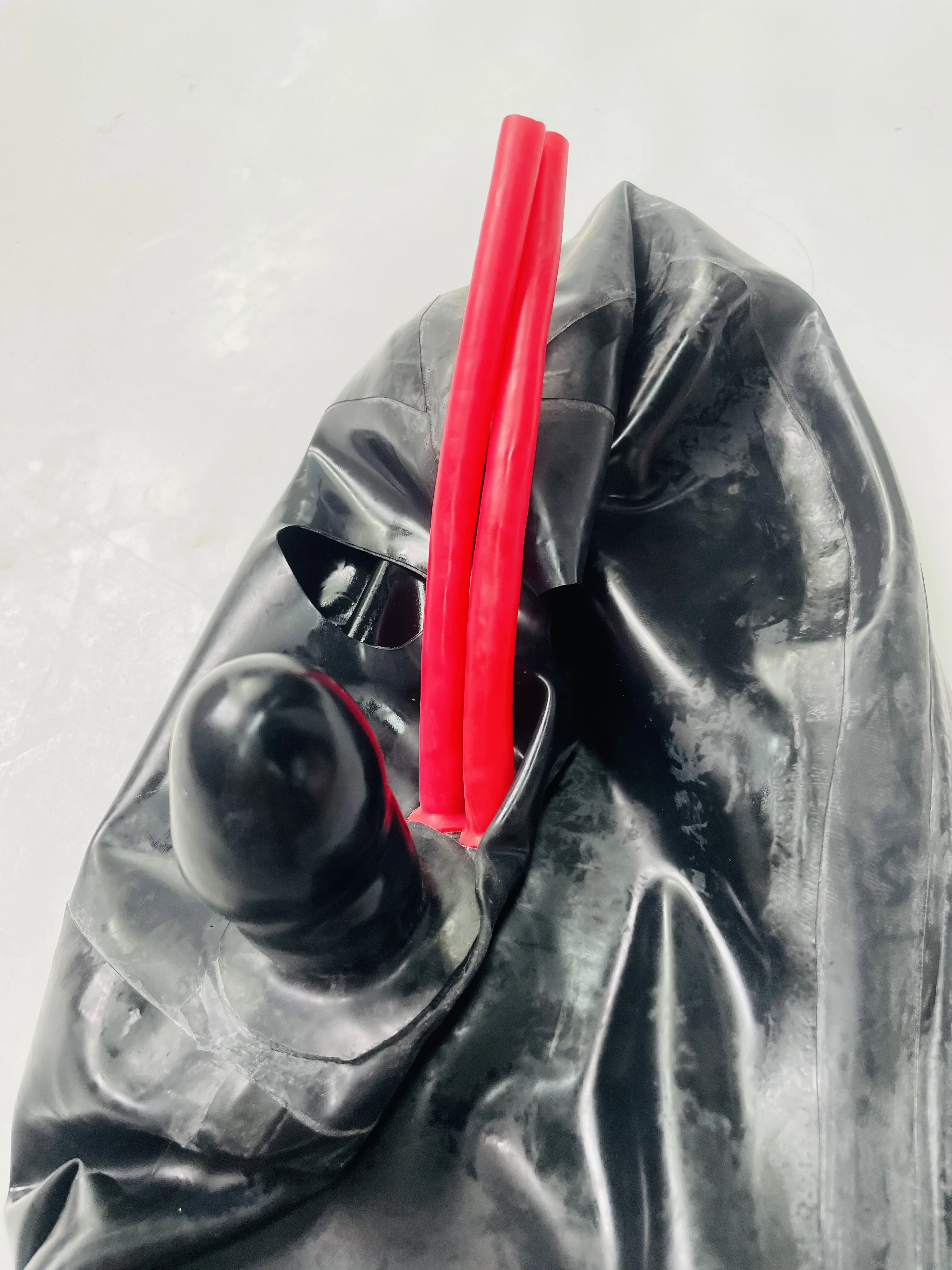 라텍스 구미 마스크, 내부 5cm 시스, 15cm 길이, 코 튜브 오픈 아이