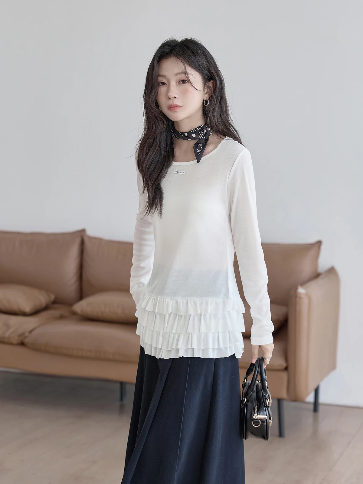 HuiXi 화이트 라운드넥 긴팔 티셔츠 여성용 봄 2026 신상 발레 스타일 러플 스플라이싱 탑 한국 스타일 출퇴근룩