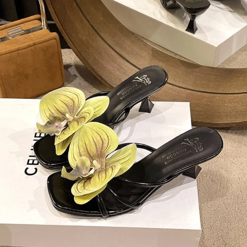 Summer Women's High Heels Fashion Three-Dimensional Flower Stiletto Slippers Sexy Open Toe Square Head Sandals Designer Brands