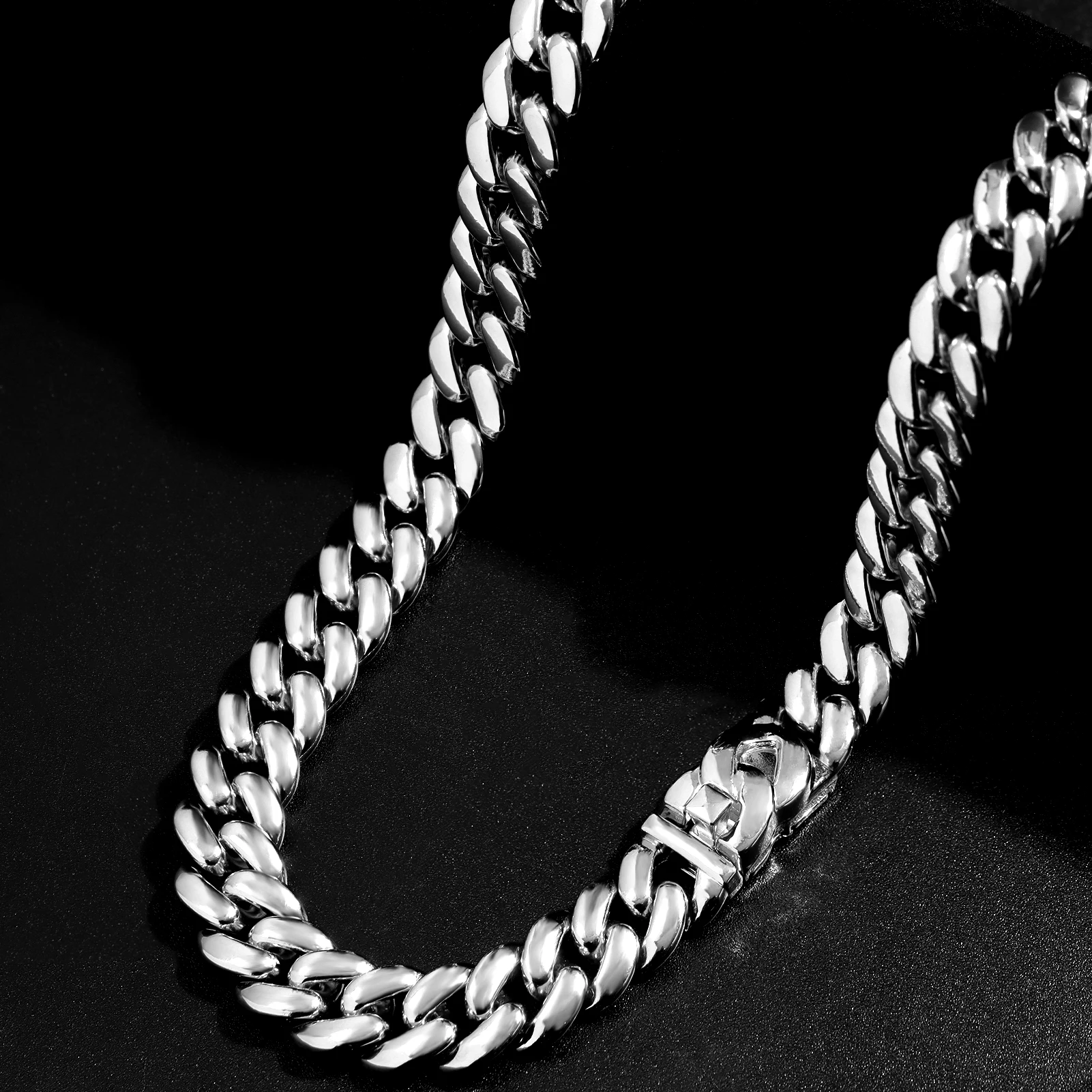 Hiphop Golden 13MM Curb Cuban Link Chain Necklace For Men Women Miami Cuban Necklace Bracelet Set Chunky Chain Fashion Jewelry