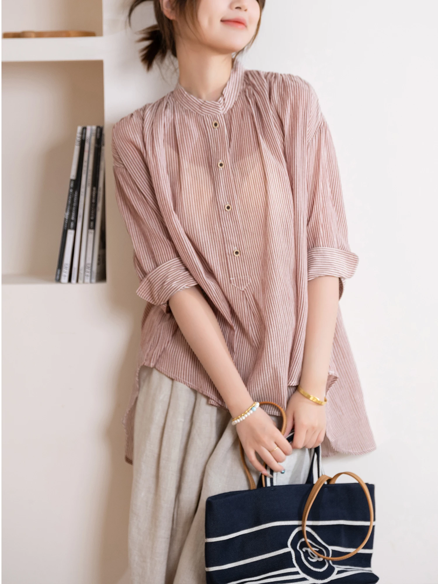 

Женская футболка из чистого хлопка с цветным плетеным узором, рукавом три четверти, на пуговицах, повседневная, летняя, модная, малотиражная серия