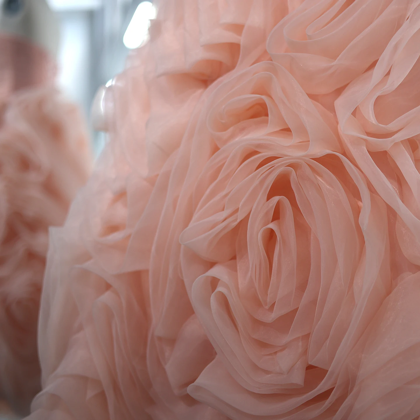 Sharon Said Luxuriöses 3D-Rosenblumen-Abendkleid in Lila für Hochzeitsfeier, Trägerloses Midi-Gala-Kleid in Rosa, Formelles Kleid SF451, Maßanfertigung – Detail 21