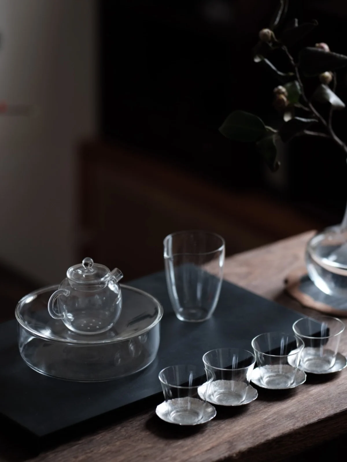 

Прозрачный термостойкий стеклянный чайный набор Chi Fly Ten Profions Li u Yun: чайник с декоративными бусинами, чашки, сервировочная чашка, тонкий.