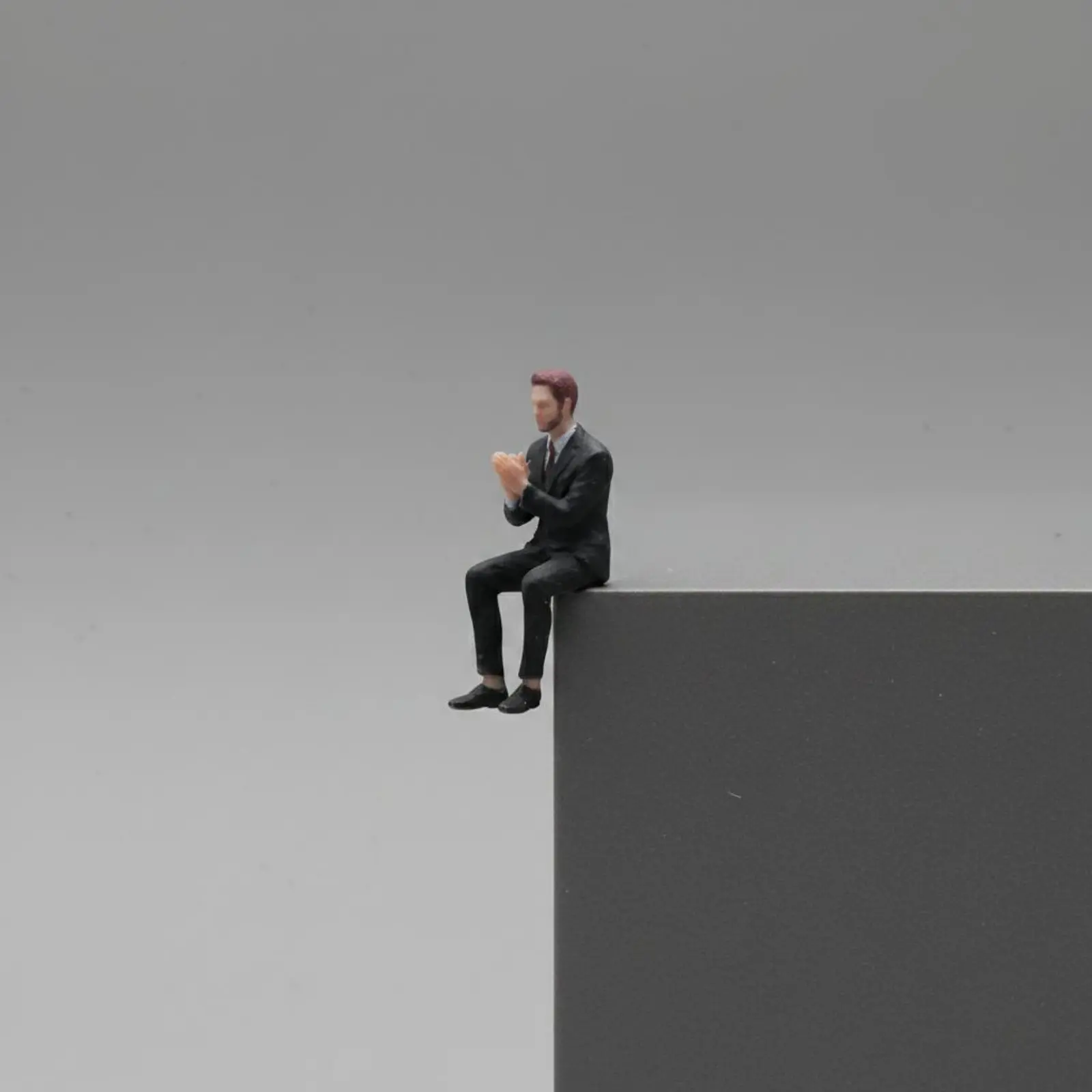 1:64 Scale Sitting Man Figure Three-Dimensional Printed Miniature Man in Suit Miniature Scene Accessory Realistic Features view 3