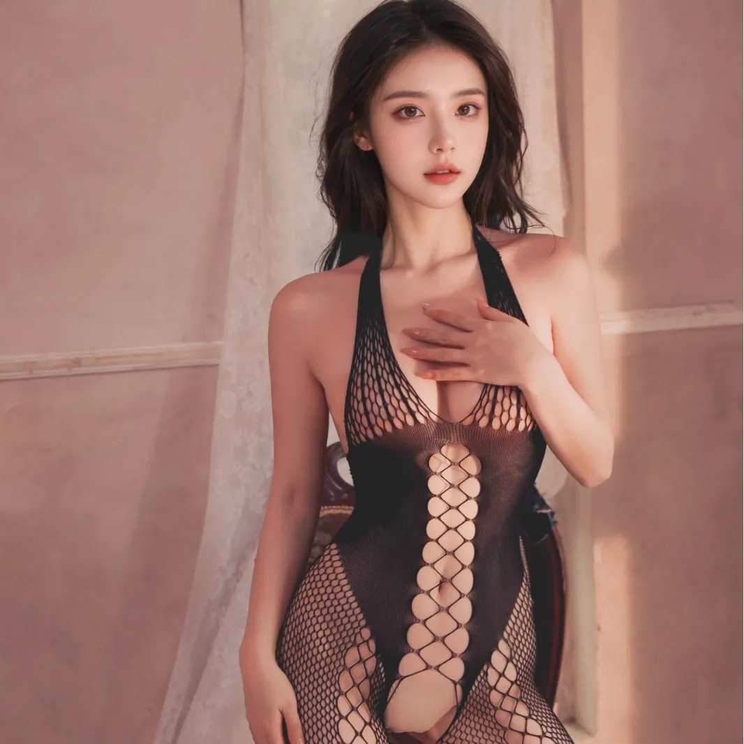 Lingerie erotis one-piece net shirt untuk wanita, seksi open-crotch menggoda transparan one-piece halter socks.