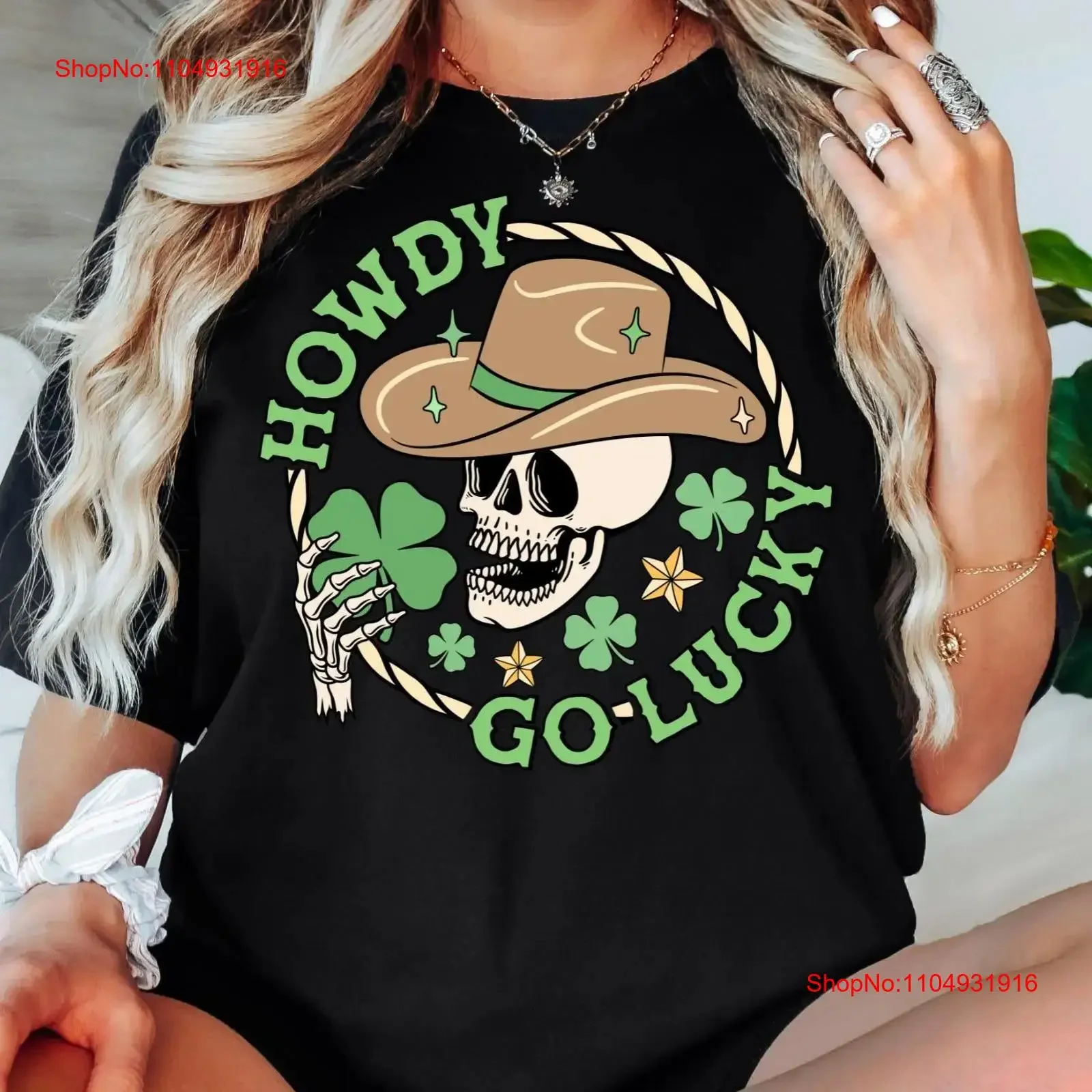 

Howdy Go Lucky T Shirt St Patricks Day Cowgirl Pattys Mom Western vintage Washed Breathable designer clothes homme Comfortable