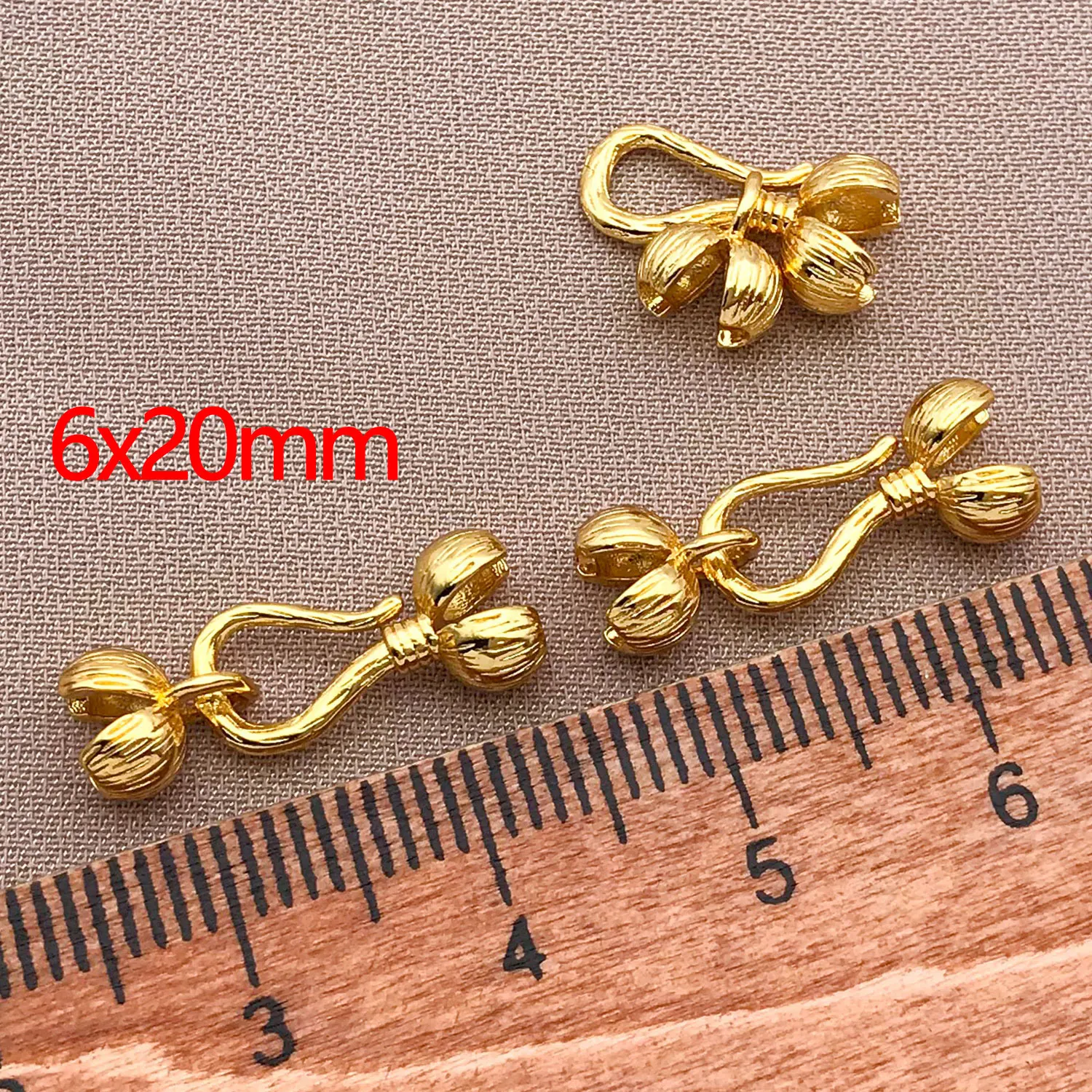 Mix 3/5 Pairs of 18K Copper Plated Real Golden Thick Silvery White Golden Flower Pepper Clasps, DIY Jewelry Making Accessories