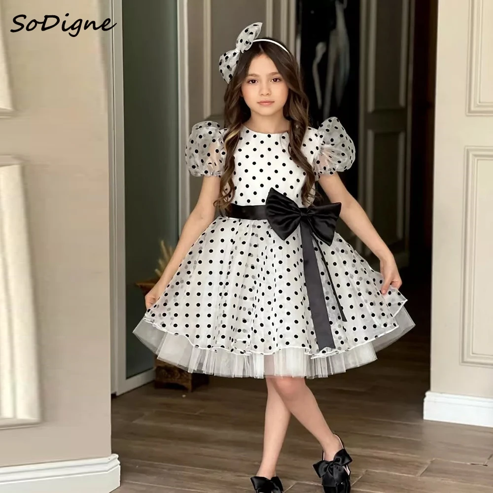 

SoDigne A-line Dotted Tulle Flower Girl Dress O-neck Short Sleeves Skirt Girls Party Dresses Kid Gown with Bow Customized