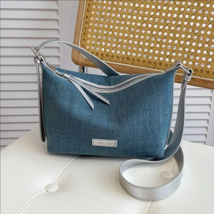 

2025 New Trendy Small Bucket Bag Canvas Bag Large Capacity Simple Shoulder Crossbody Commuter Underarm Bag for Women