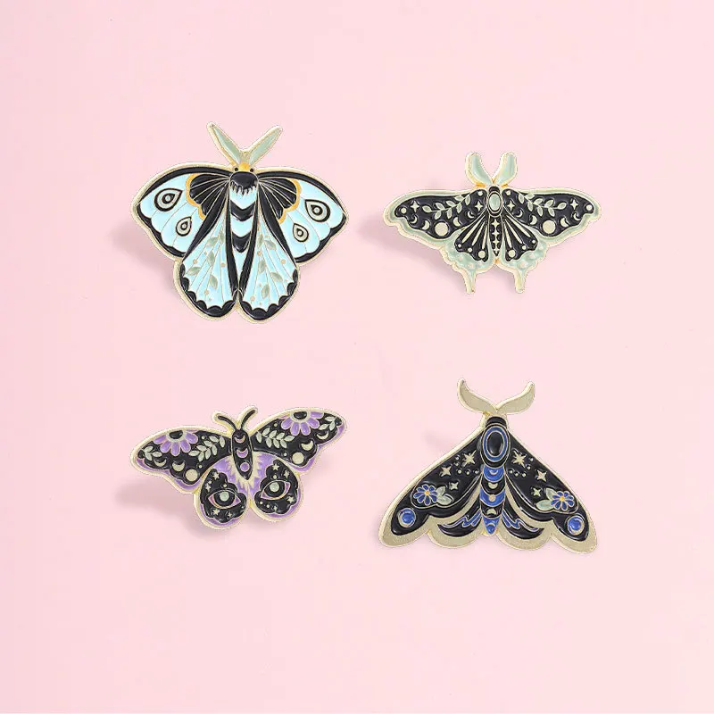 Insect Brooches Vintage Floral Moth Metal Badges Small Gift Wholesale Cap Pins for Backpacks Backpack Accessories Brooch Lapel