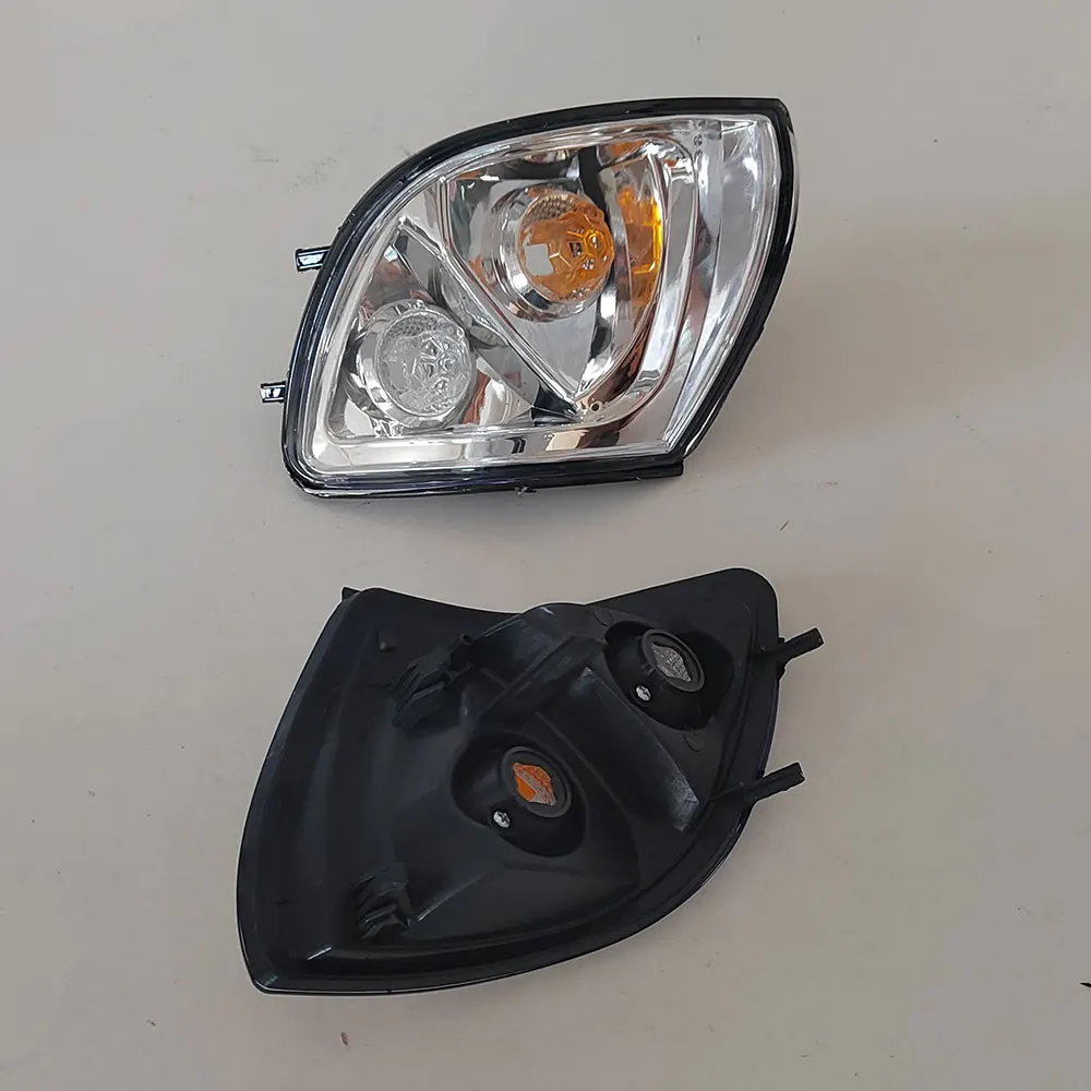 

For Mitsubishi Delica L400 Car Fron Turn Signal Lamp Corner Light 1998 4M41 A Pair
