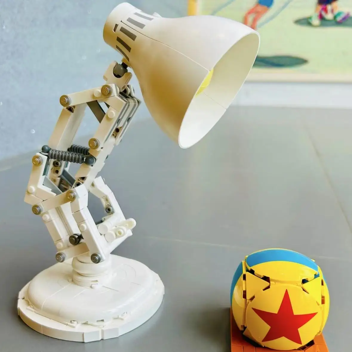 Nowe 613 elementów Klocki Konstrukcyjne Lampka Biurkowa Pomysły 21357 Zabawki Edukacyjne Dla Dzieci Chłopców Dziewcząt Prezenty Urodzinowe Świąteczne Dekoracje Domu